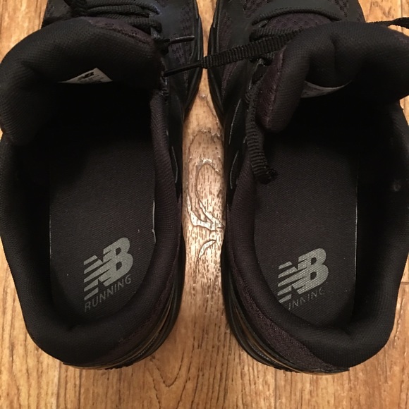 NEW BALANCE 680 v3 Men’s Athletic Sneakers Size 9 - Picture 6 of 8